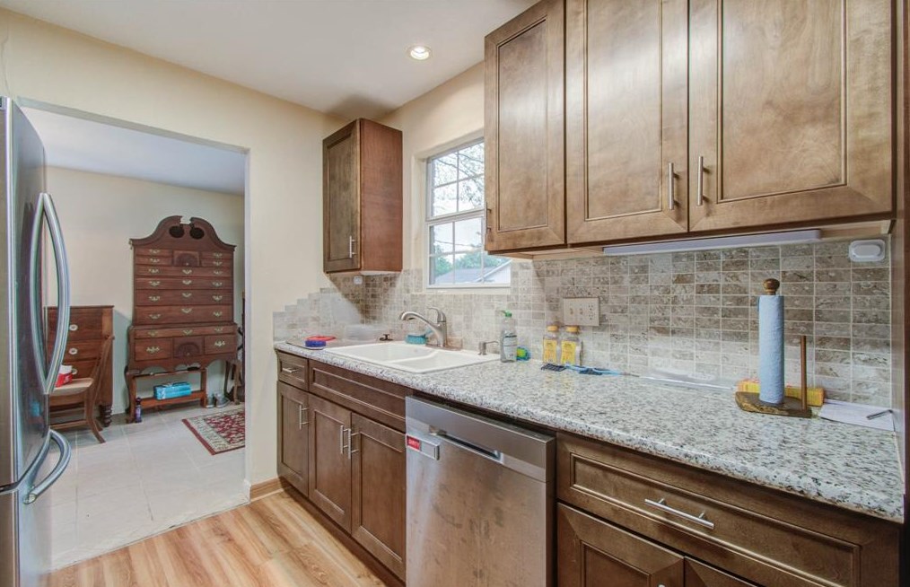 15910 Timber Vly Dr, Houston TX 77070-1969 exterior