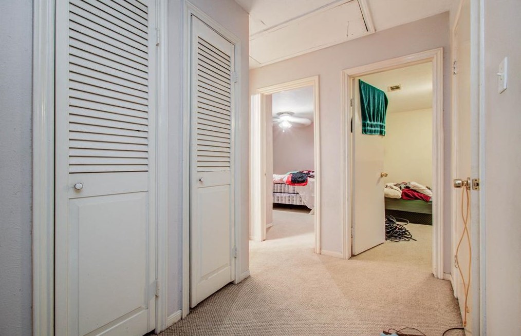 15910 Timber Vly Dr, Houston TX 77070-1969 exterior