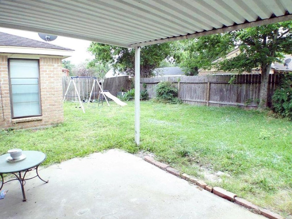 4311 Regency Villa Dr, Houston, TX 77084-3535