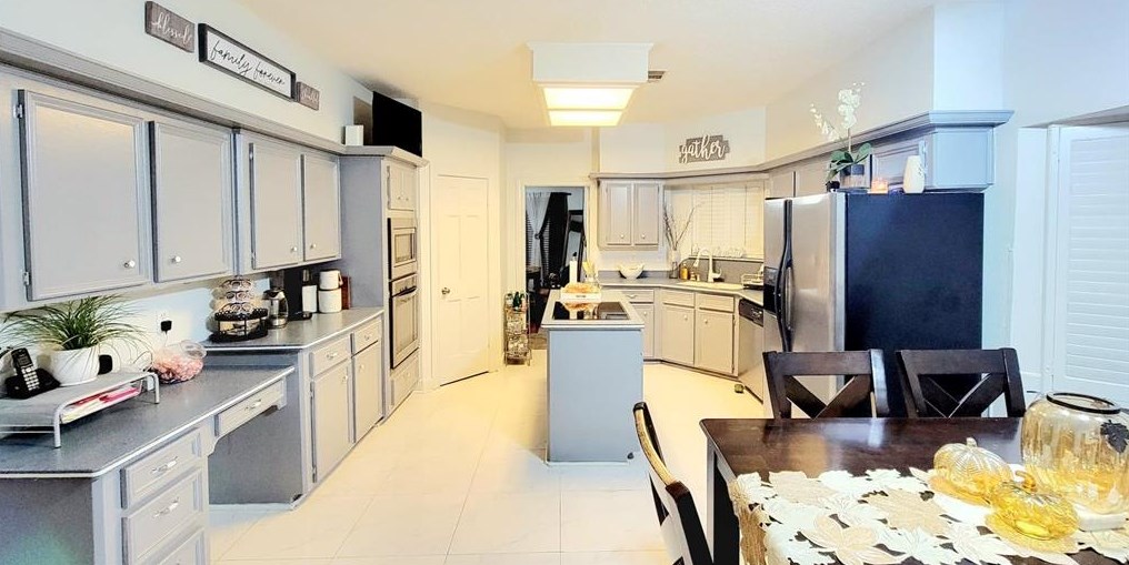 15218 Ripplewind Ln, Houston TX 77068-1930 exterior