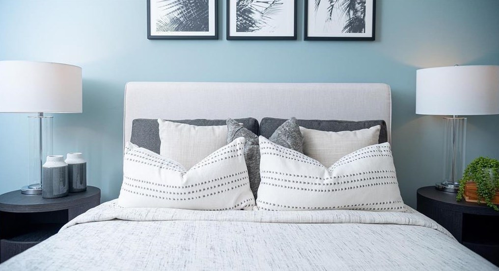 2900 Braeswood Blvd, Houston TX  77025-2201 exterior