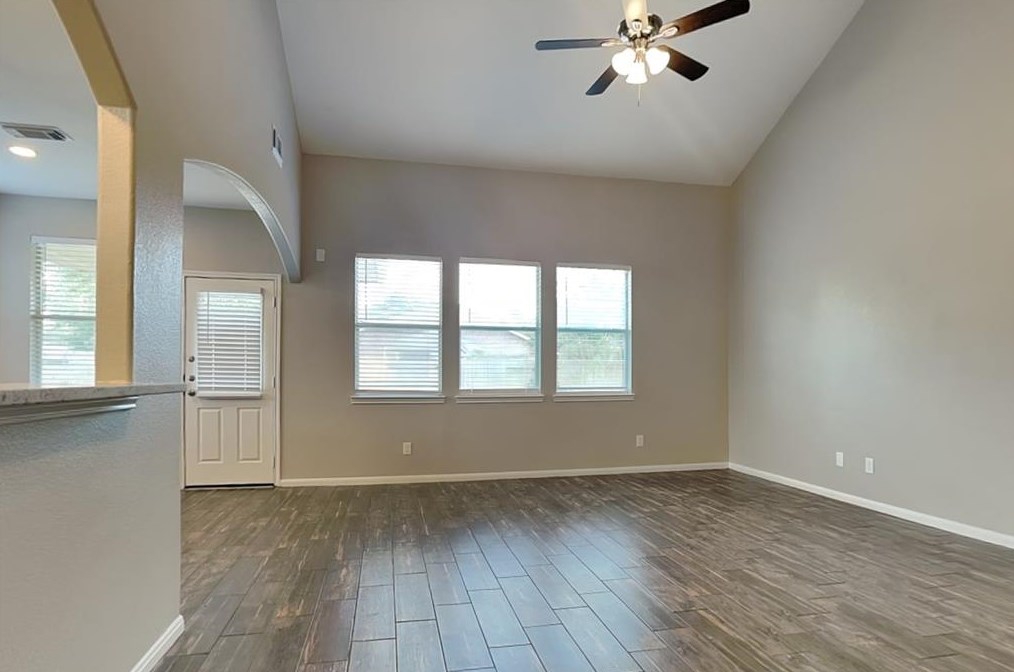 21405 Surrey Glen Ct, Porter, TX 77365