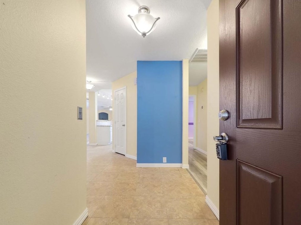 4927 Deep Glen Ln, Katy TX  77449-5917 exterior