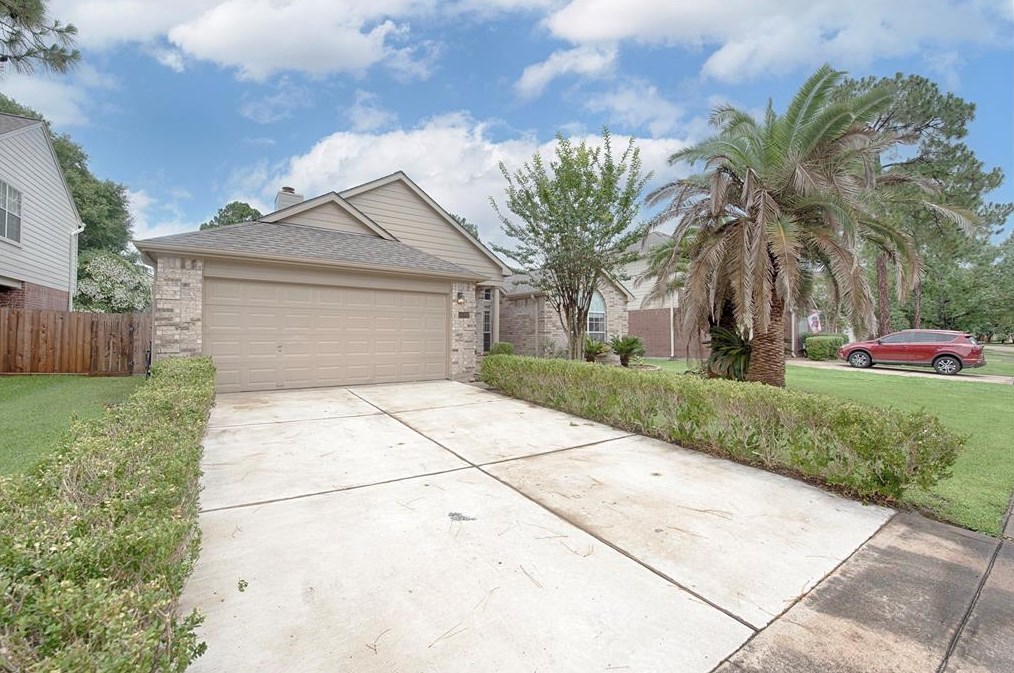 14303 Whitlock Dr, Houston, TX 77062-8028