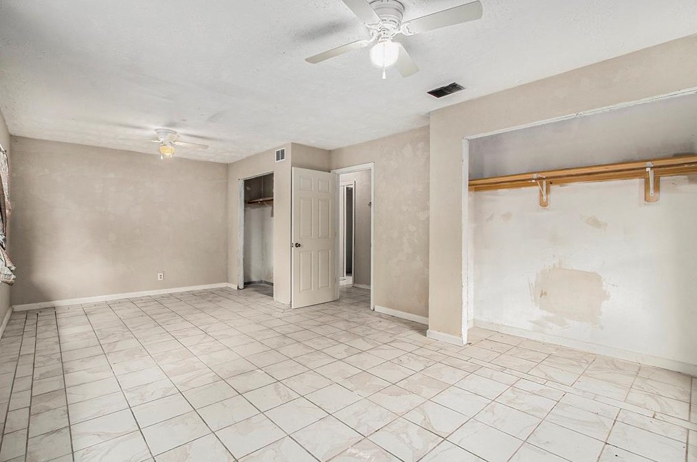 634 Elton St, Houston TX  77034-1305 exterior