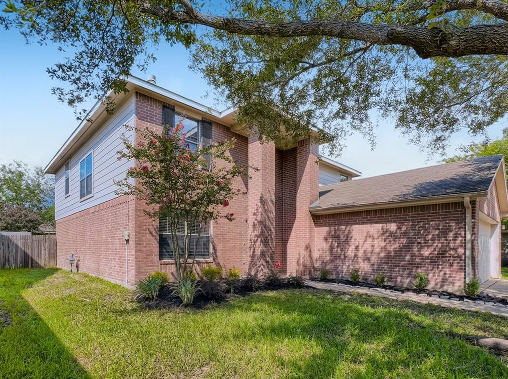 18110 Quiet Ridge Ln, Cypress, TX 77429-1558
