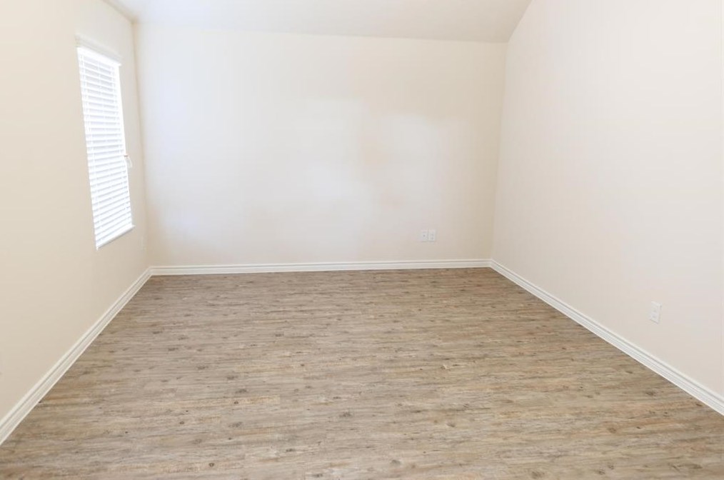 6321 Hogue St, Houston, TX 77087