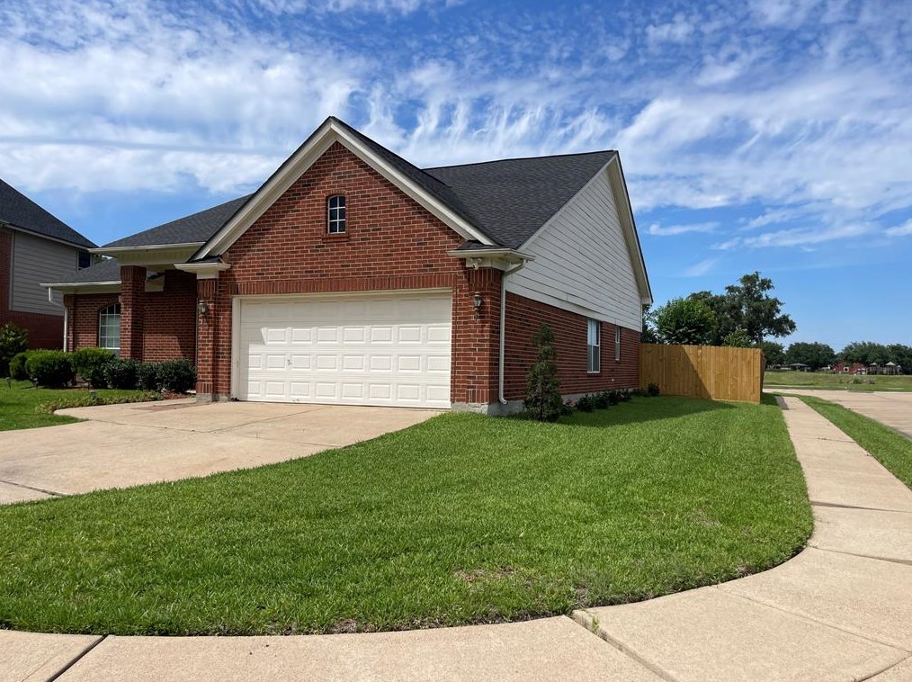 16202 Carson Cir, Missouri City, TX 77489-3950