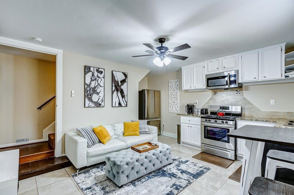17519 Strack Dr, Spring, TX 77379-5217