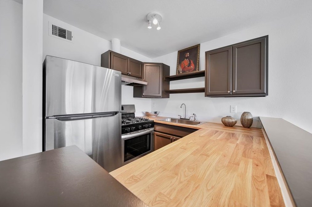 1408 Hughes St #6, Houston, TX 77023