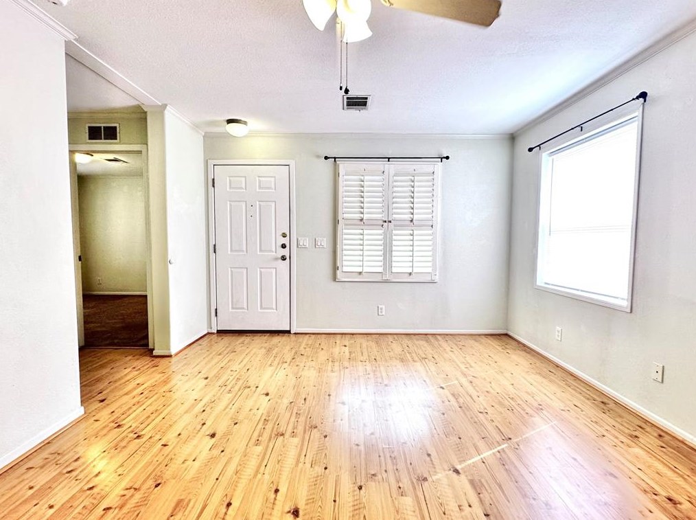 10214 Berrybriar Ln, Tomball, TX 77375
