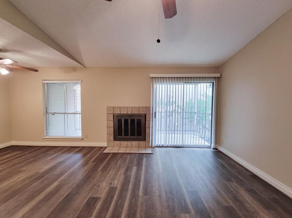 700 Thicket Ln Apt 204, Houston, TX 77079