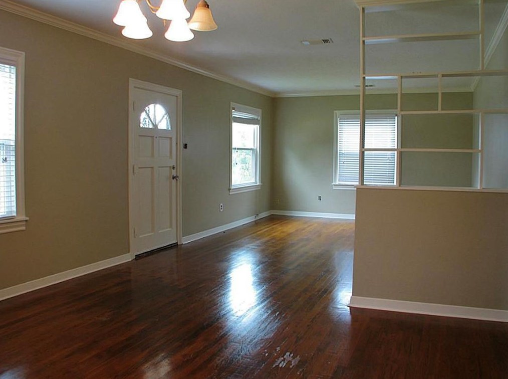 812 Milwaukee St, Houston, TX 77009-2014