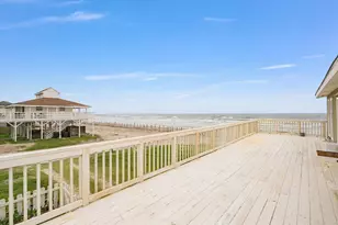 12802 Bermuda Beach Dr, Galveston, TX 77554 - Photo 2