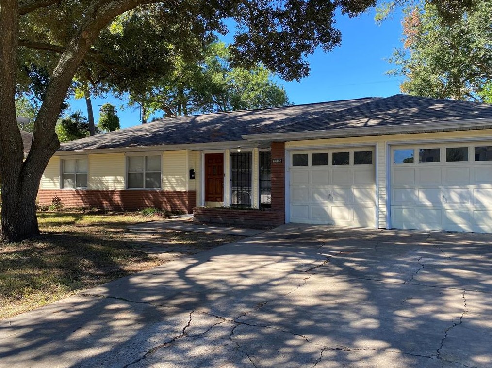 1525 Ronson Rd, Houston, TX 77055