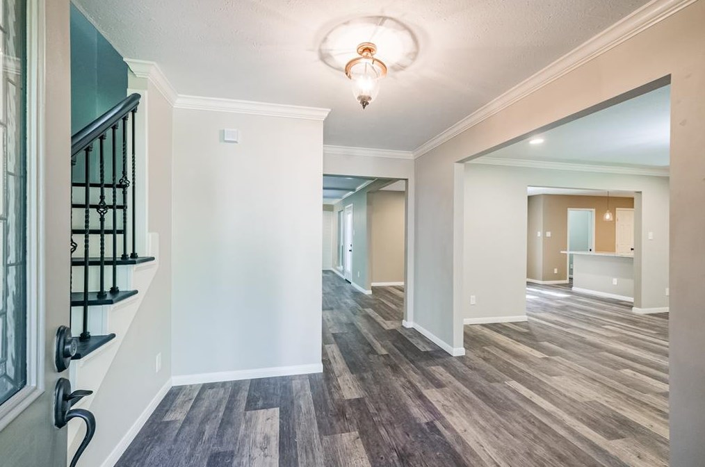 11711 Cypresswood Dr, Houston, TX 77070