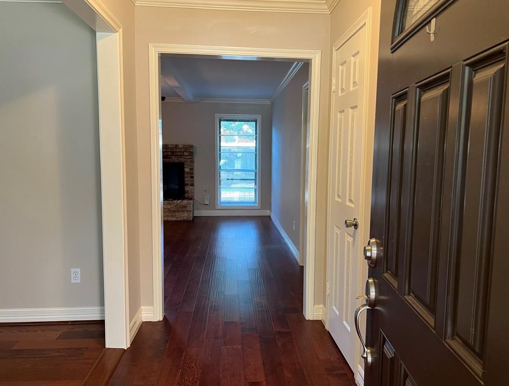 8510 Braesdale Ln, Houston, TX 77071-1118