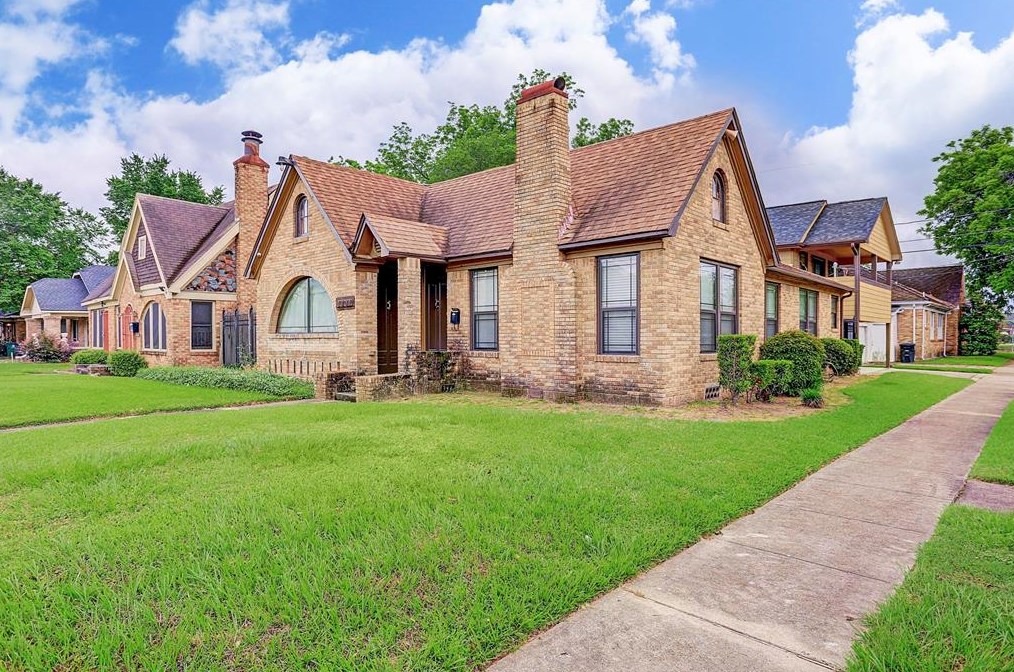 2202 Alabama St, Houston, TX 77004