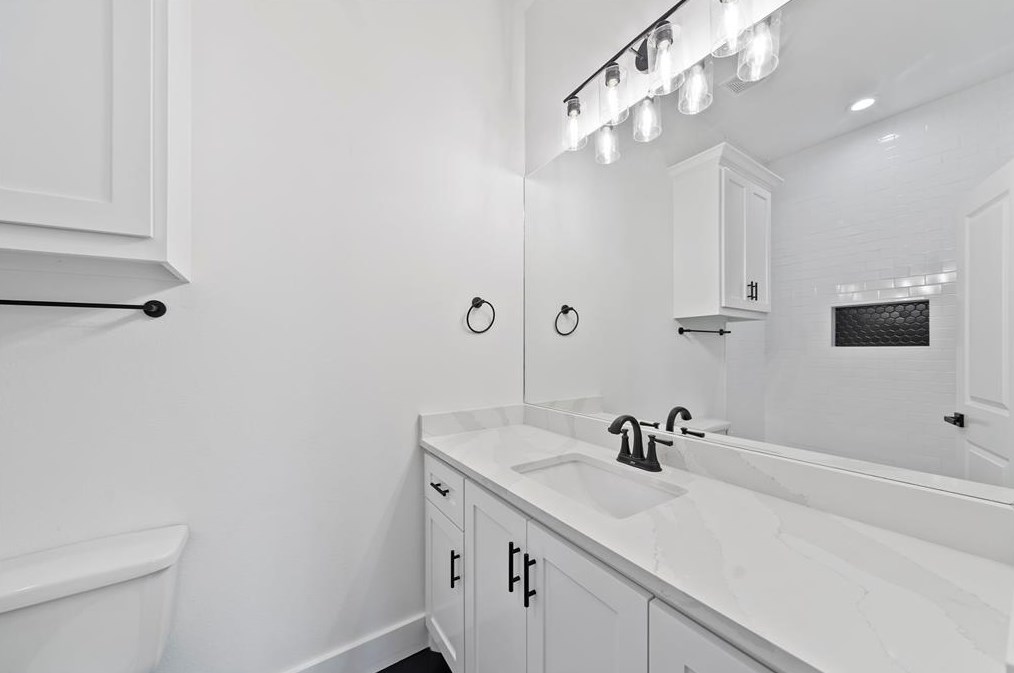 4515 Teton St, Houston TX  77051-1926 exterior