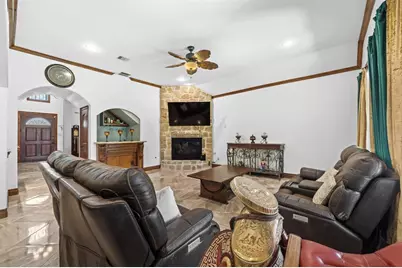 826 Oak Bend Loop, Cleveland, TX 77328 - Photo 6