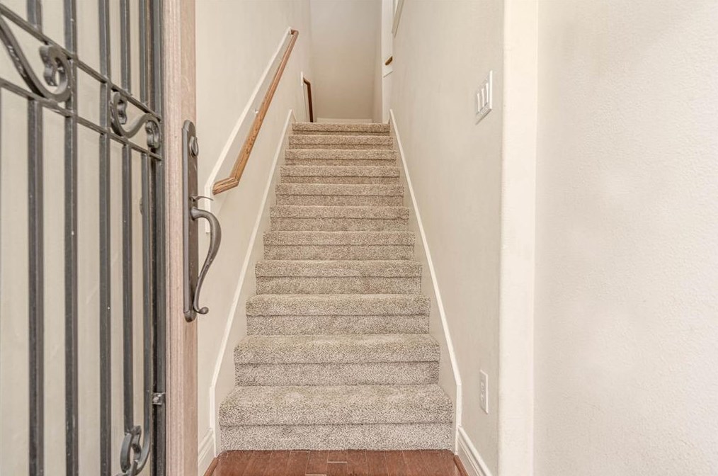 5817 Katy St, Houston, TX 77007