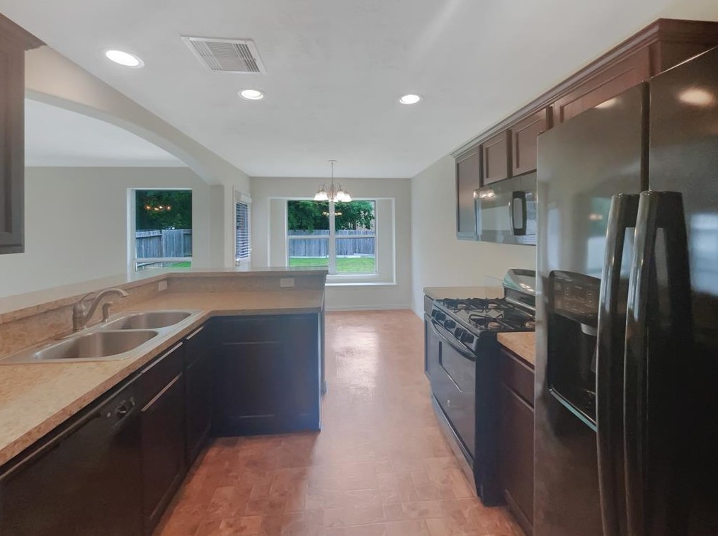 2911 Chaplin Place Dr, Humble, TX 77396-6213