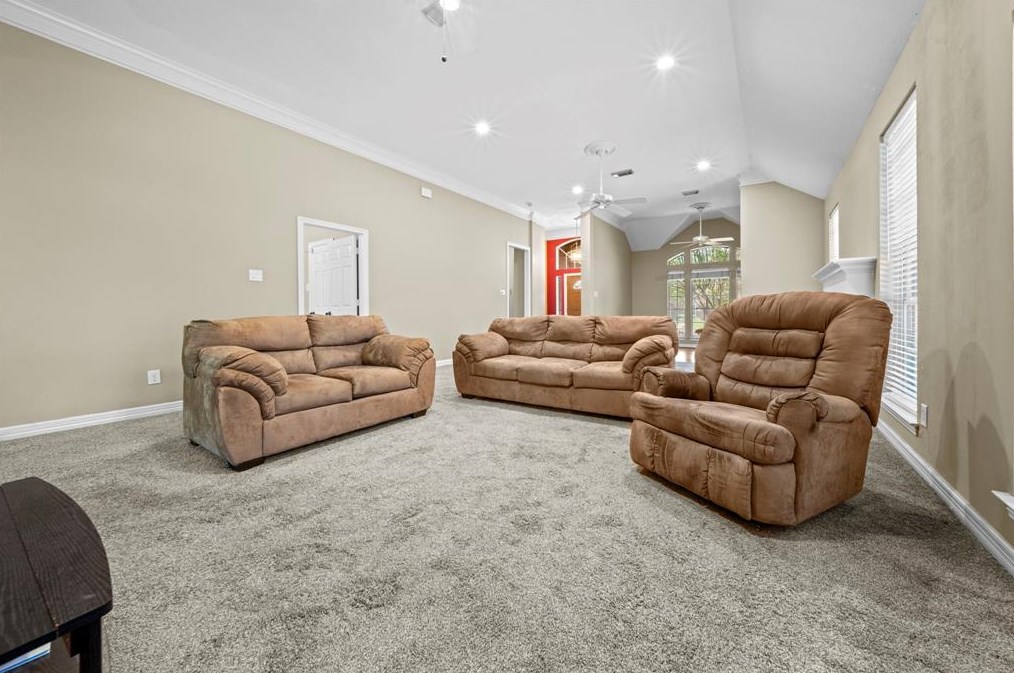 10730 Crestfield Ct, Houston TX  exterior