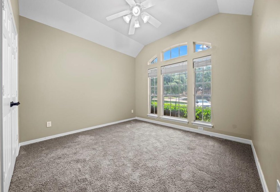 10730 Crestfield Ct, Houston TX  exterior