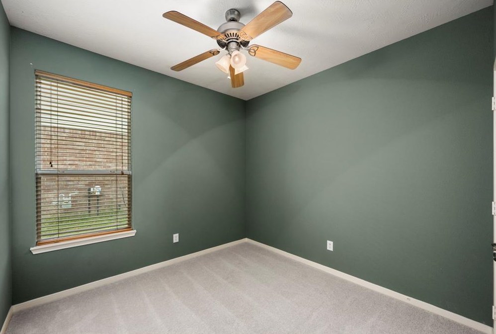 21710 Willow Spur Ct, Tomball TX  77375-3299 exterior