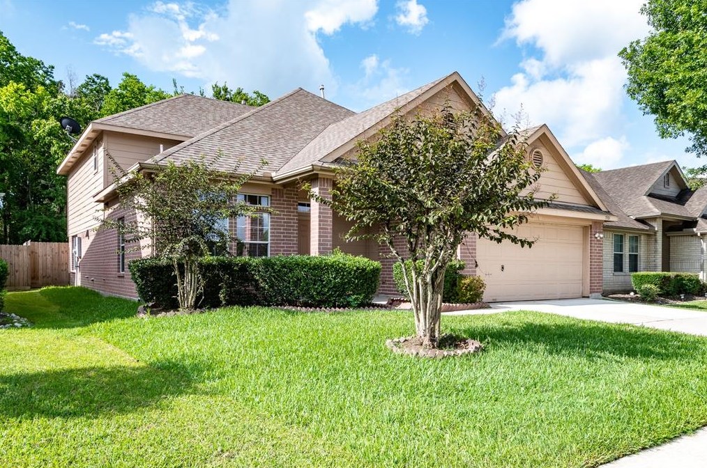 5914 Shadow Creek Ct, Baytown, TX 77523