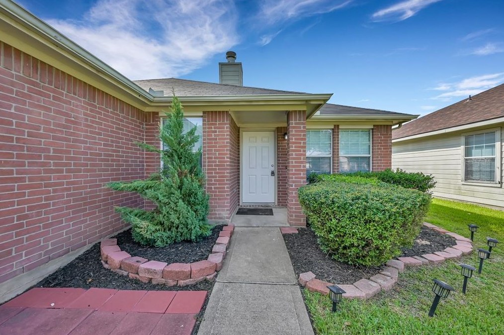 19461 Tahoka Springs Dr, Katy, TX 77449-5298