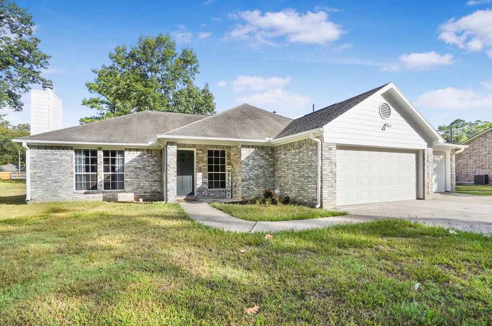 18415 Belle Cote Dr, Crosby, TX 77532-7369