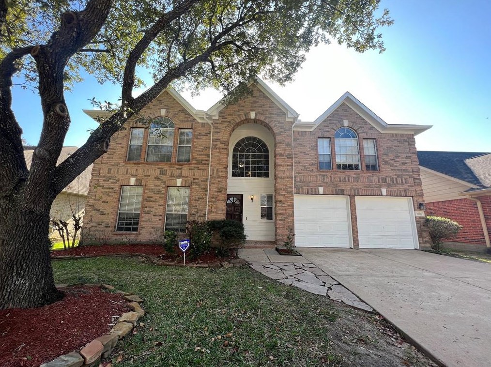 9031 Eaglecove Dr, Houston, TX 77064