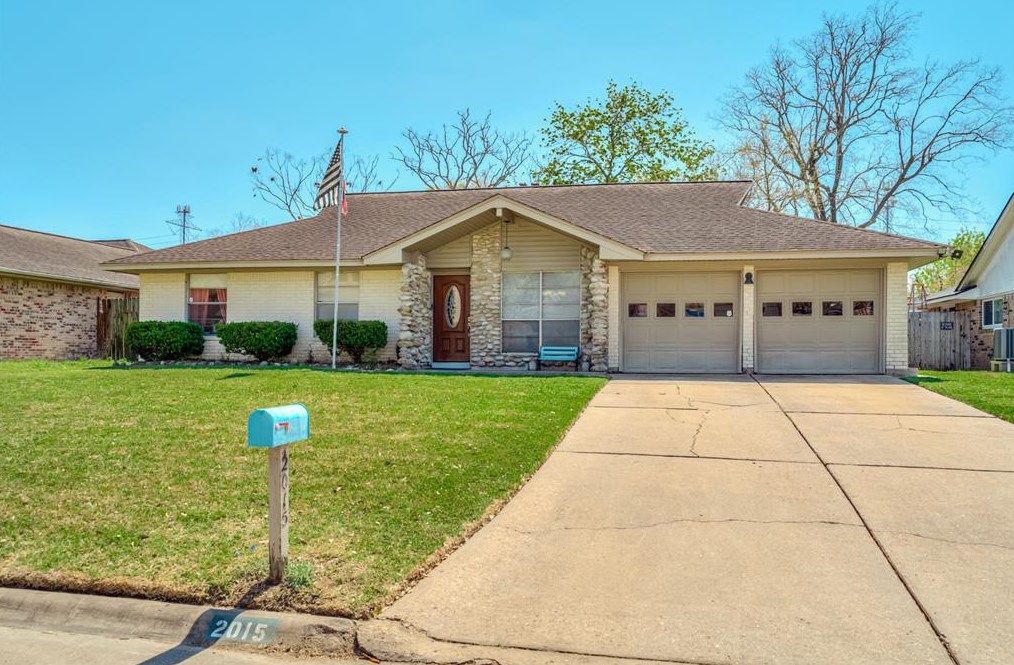 2015 Yorktown Ct, League City, TX 77573-5053
