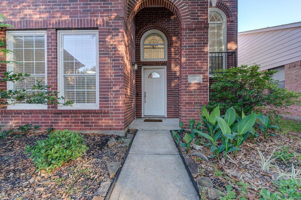 20918 Whitevine Way, Katy, TX 77450
