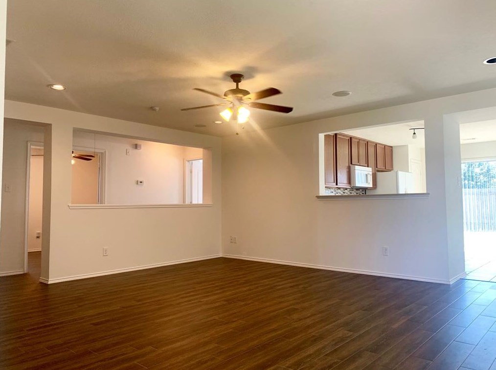 7719 Crestbrook Manor Ln, Cypress TX  77433-2515 exterior
