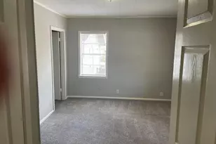 905 N Arcola St, Angleton, TX 77515 - Photo 12