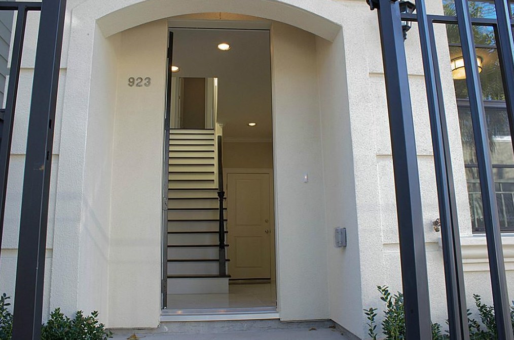 923 W Drew St, Houston, TX 77006