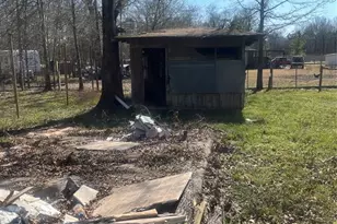 135 Guadalupe, Livingston, TX 77351 - Photo 18