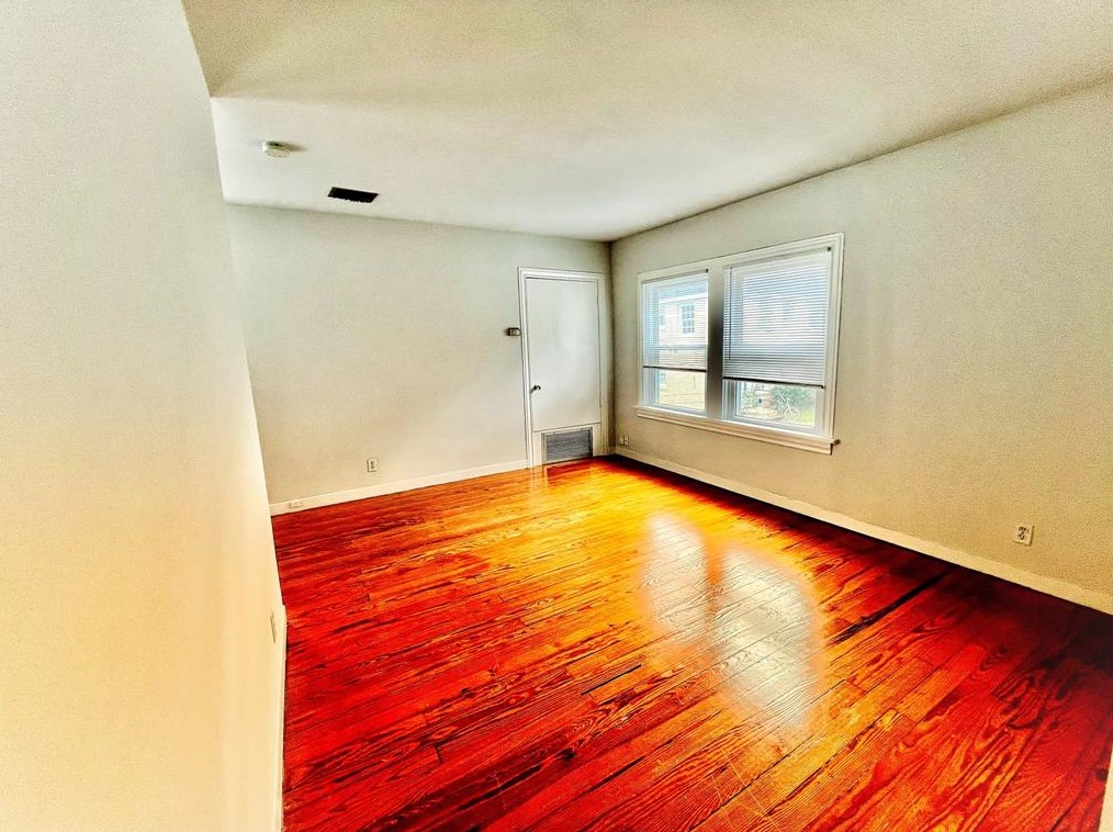 2815 Whitney St #1, Houston, TX 77006