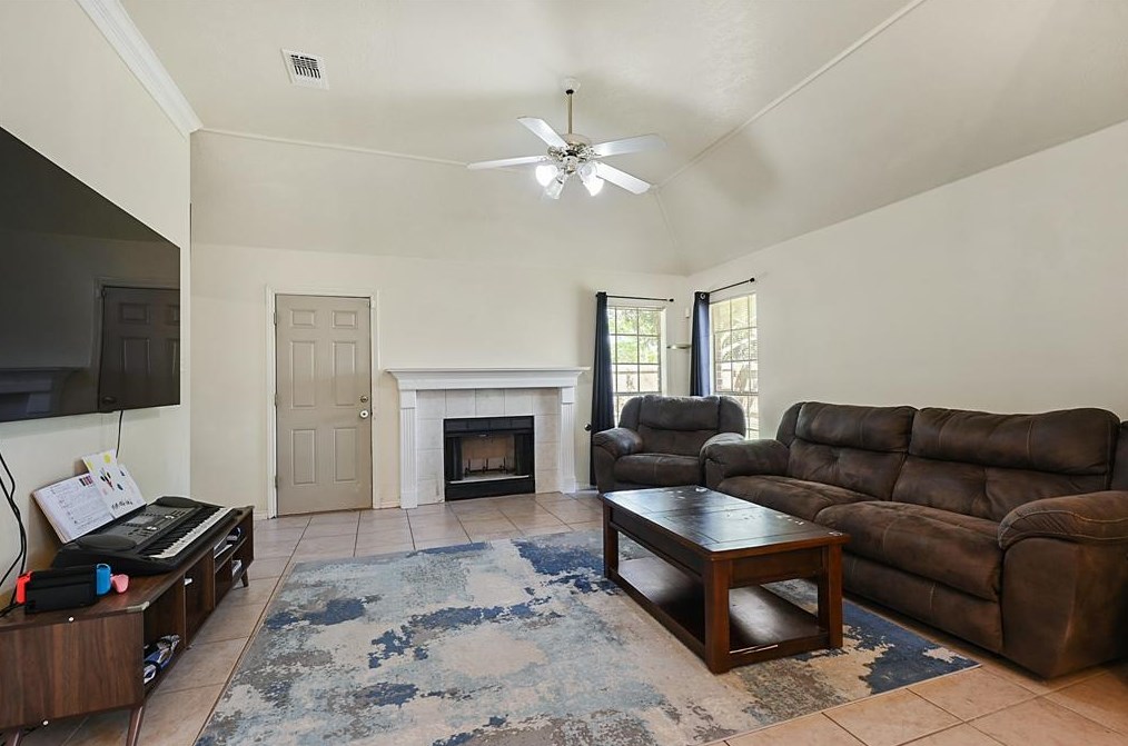 2308 Colgate Cir, College Station, TX 77840