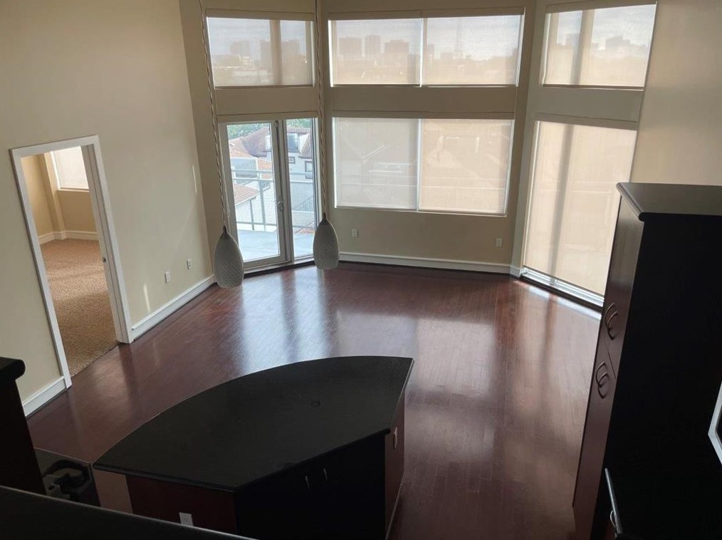 3311 Yupon St Apt 513, Houston, TX 77006