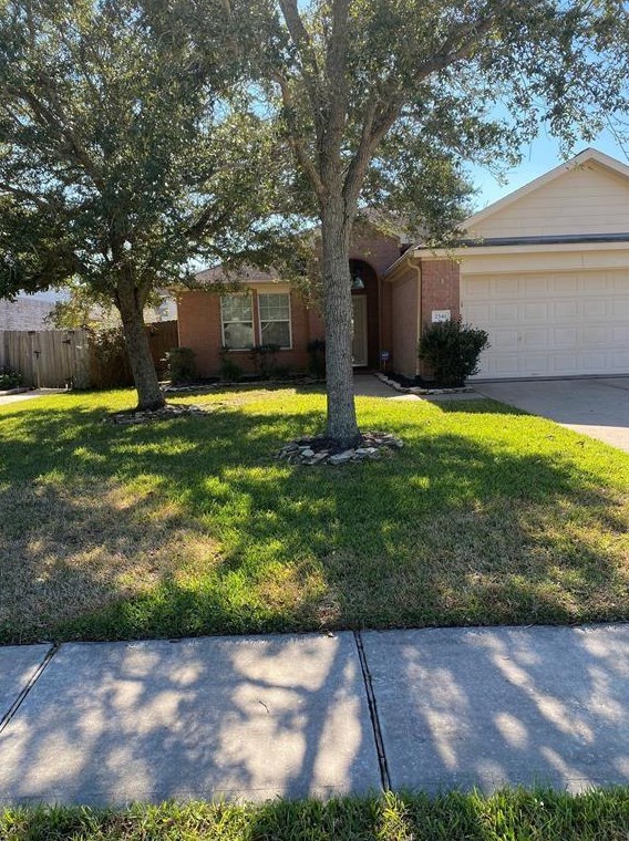 2541 Kildeer Ct, League City, TX 77573