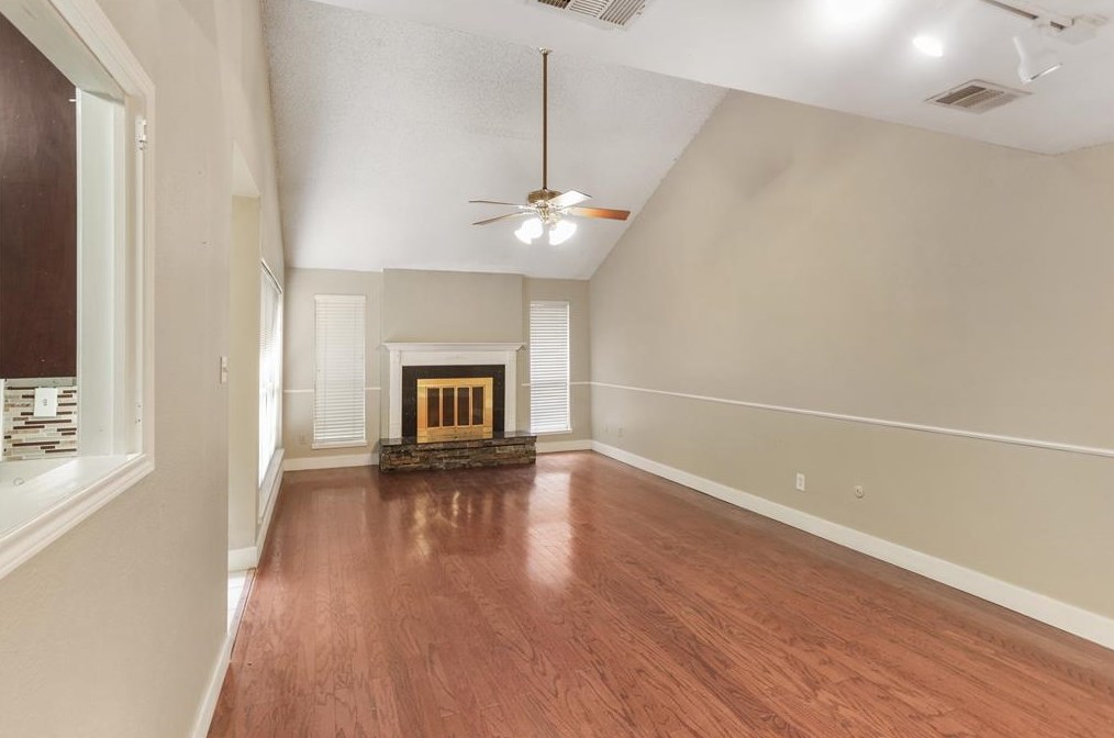 2849 Panagard Dr, Houston, TX 77082-1859