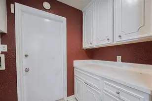 4015 Black Locust Dr, Houston, TX 77088 - Photo 12