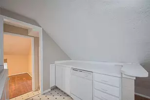 4015 Black Locust Dr, Houston, TX 77088 - Photo 44