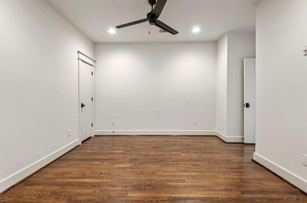 2015 Mason, Houston TX  77006-3118 exterior