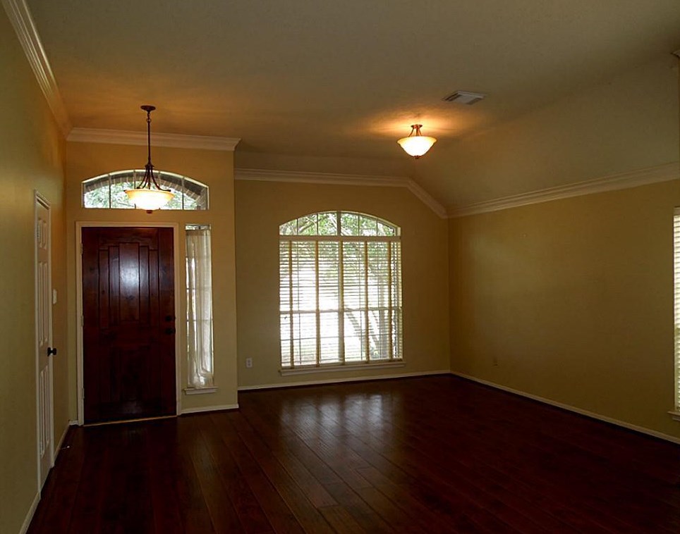 6735 Flowermound Dr, Sugar Land, TX 77479-6001