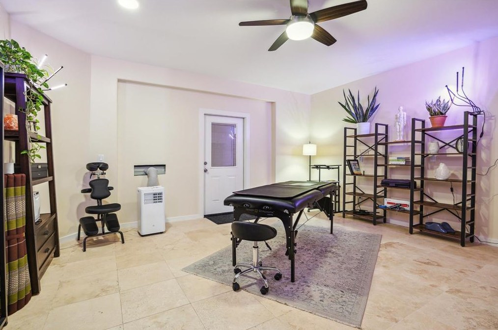 1118 Dart St, Houston TX  77007-4224 exterior
