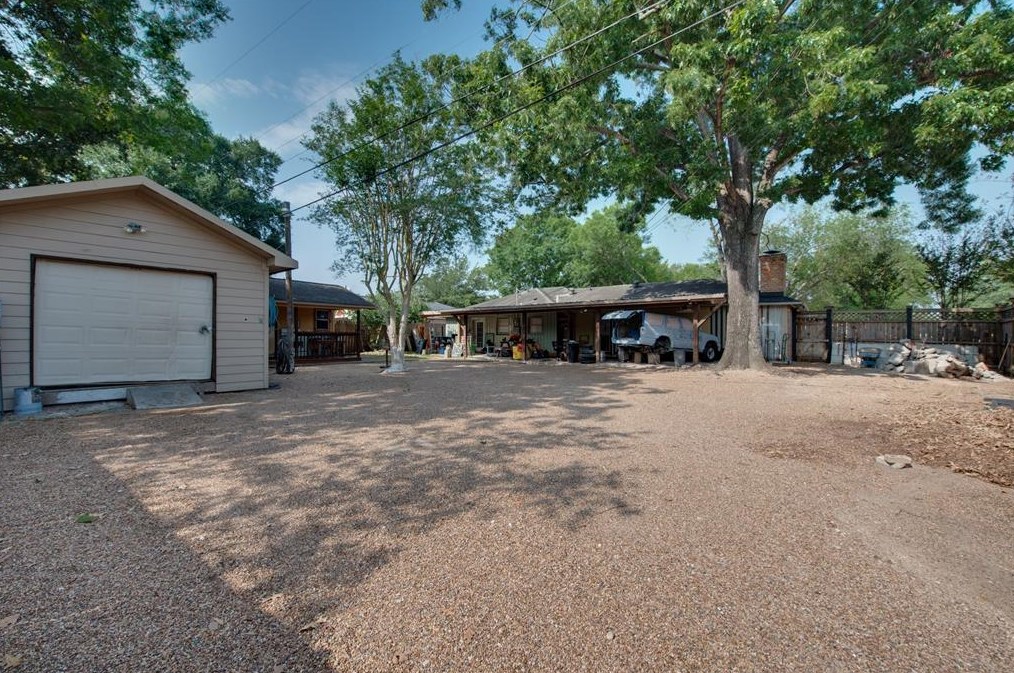 1546 Antoine Dr, Houston TX  77086-3924 exterior